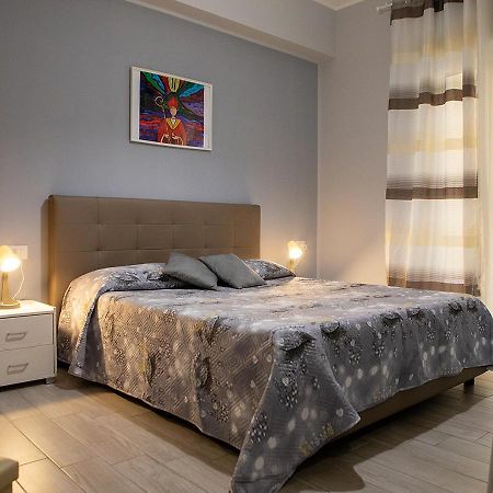 Zuroli Suite Napels Buitenkant foto