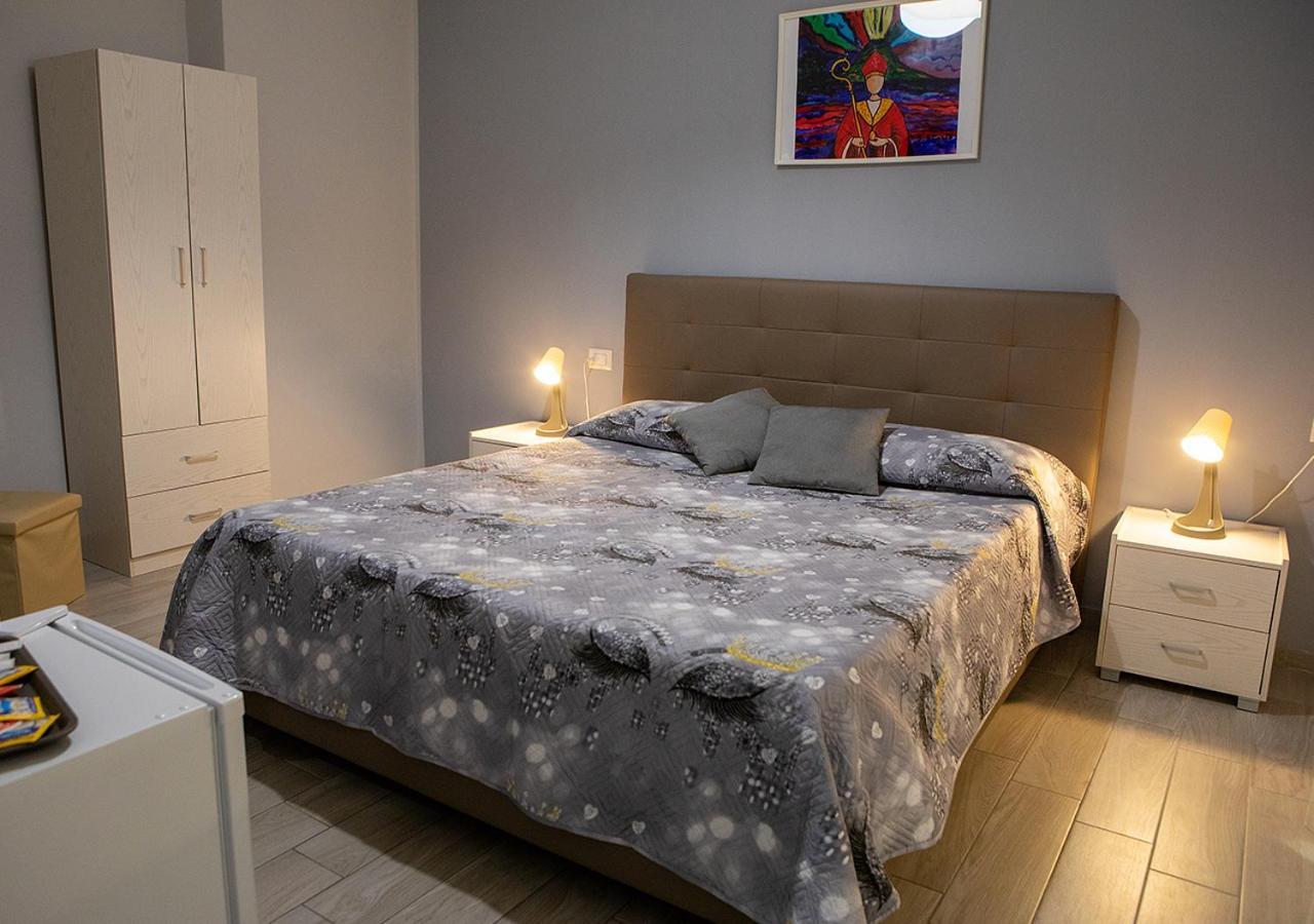 Zuroli Suite Napels Buitenkant foto