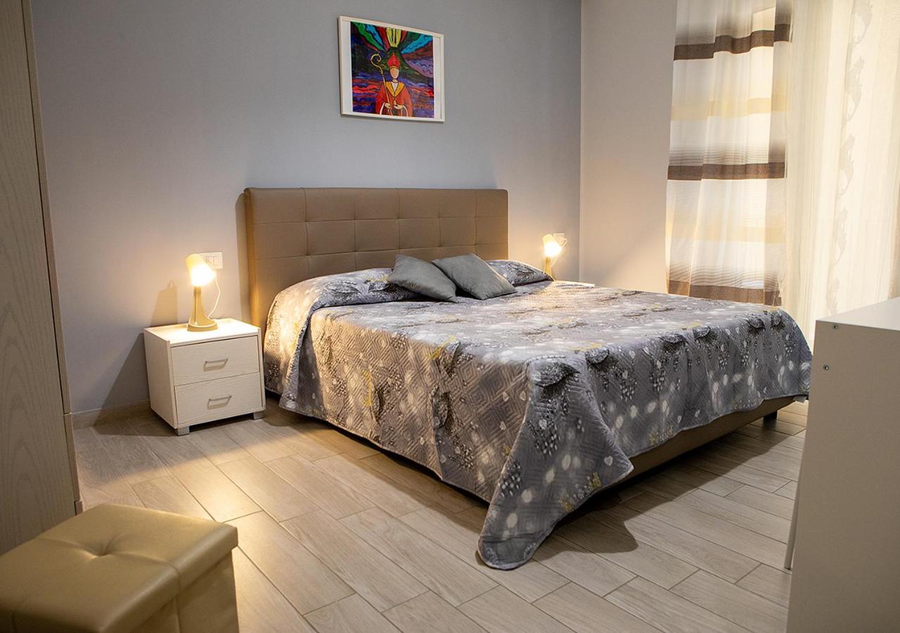 Zuroli Suite Napels Buitenkant foto